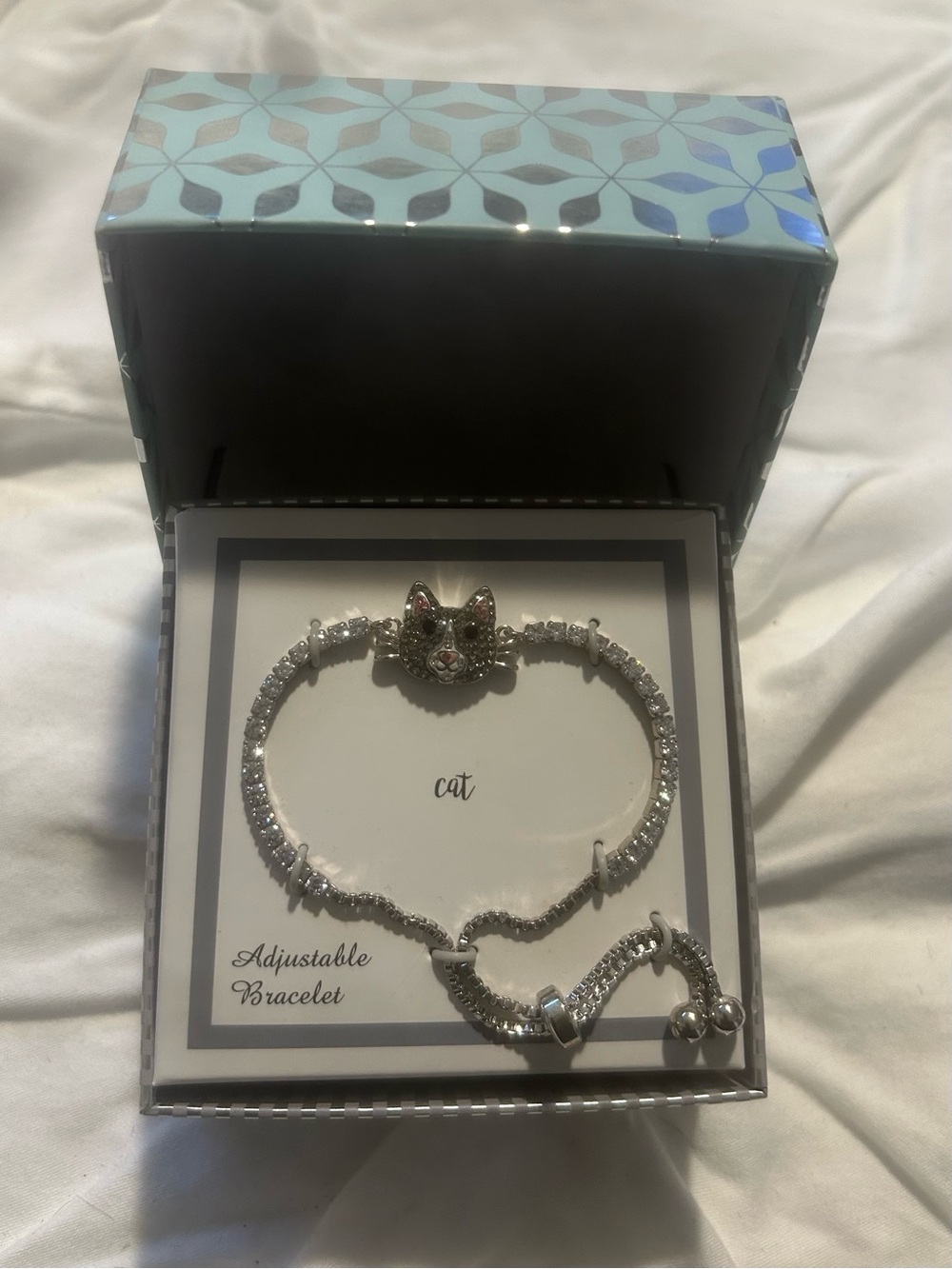 Silver Tone Kitty Cubic Zirconia Braclet “NWT”